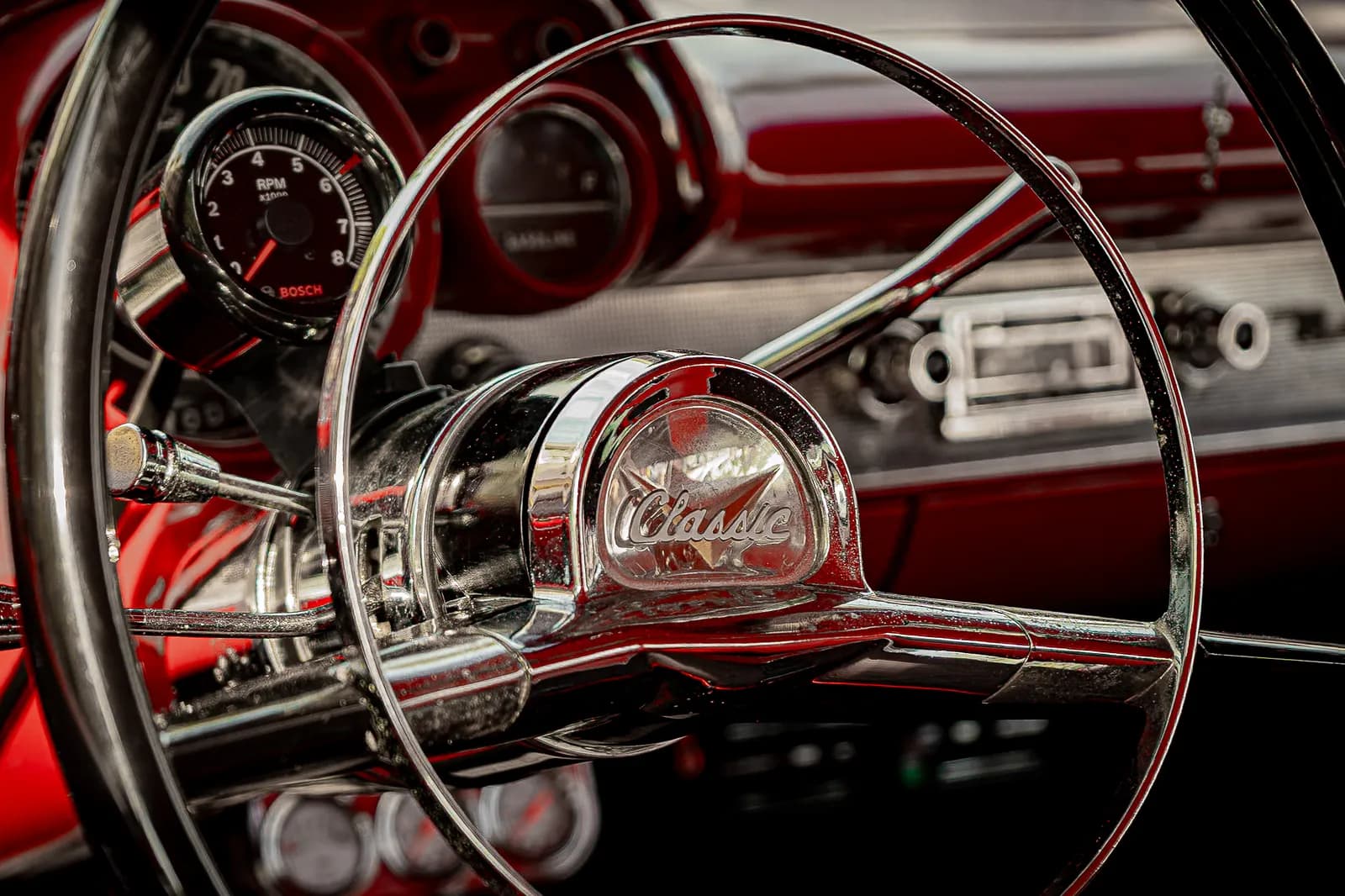 Chevrolet Bel Air — steering wheel and horn