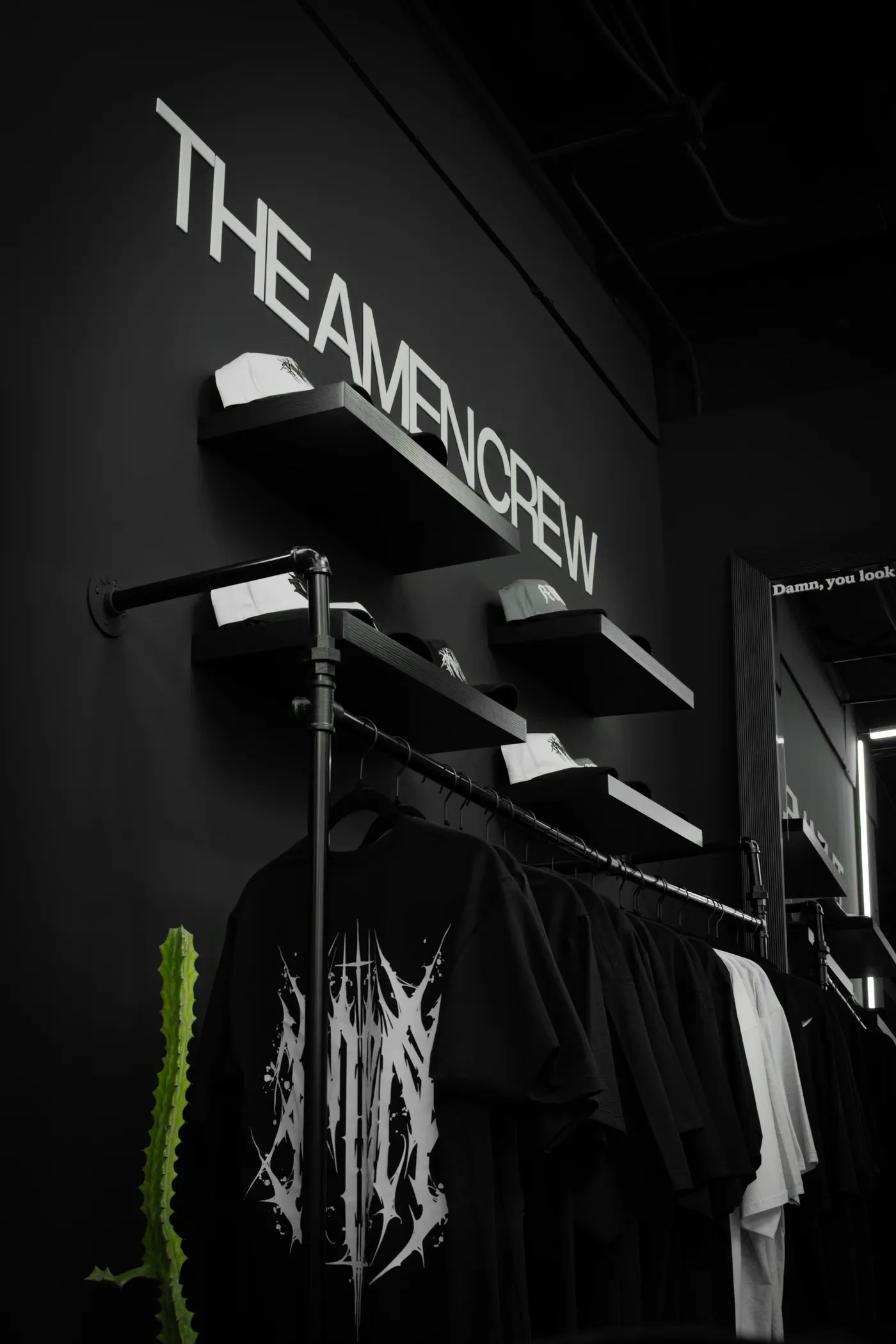 The merchandise rail