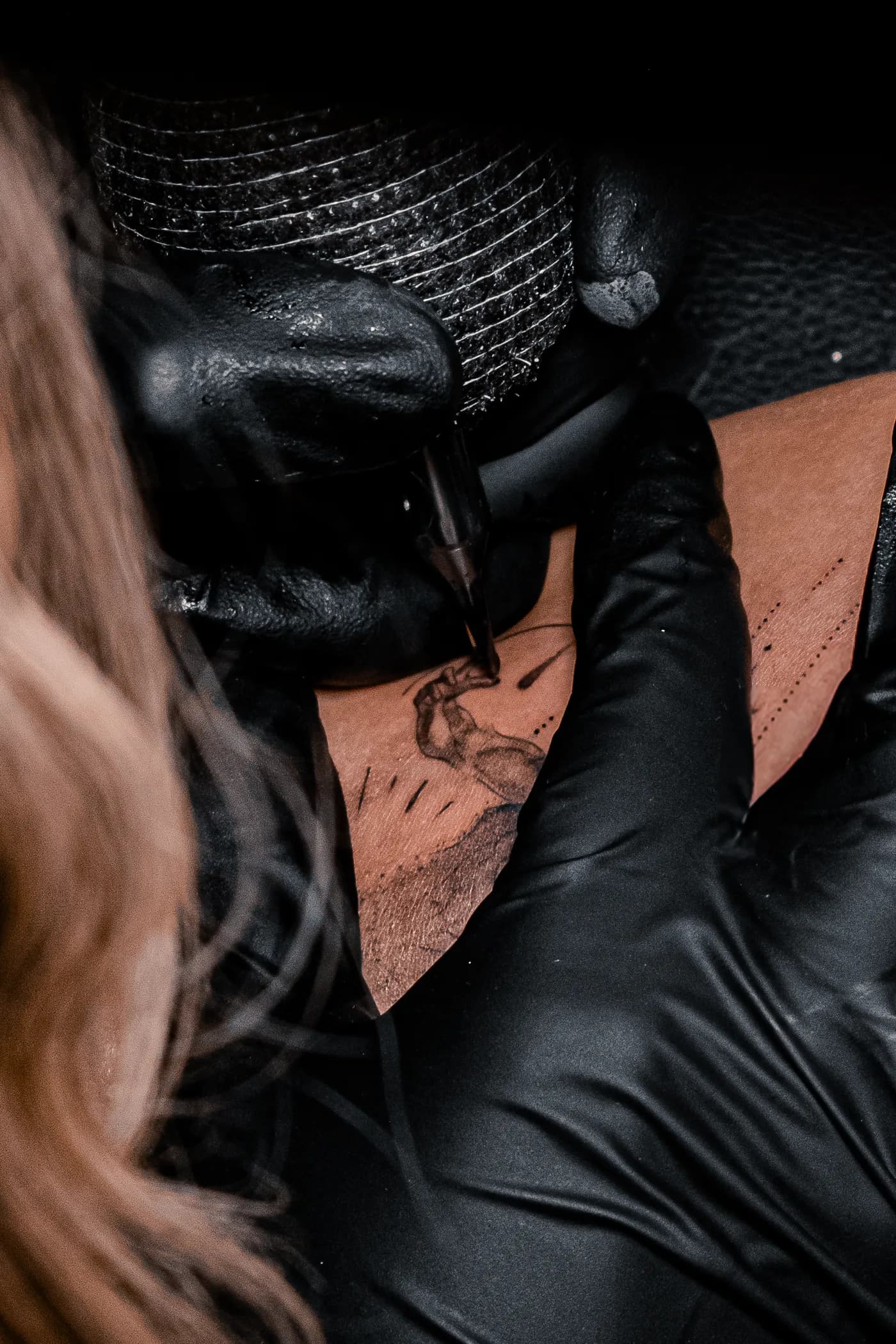 Positioning the stencil on the forearm