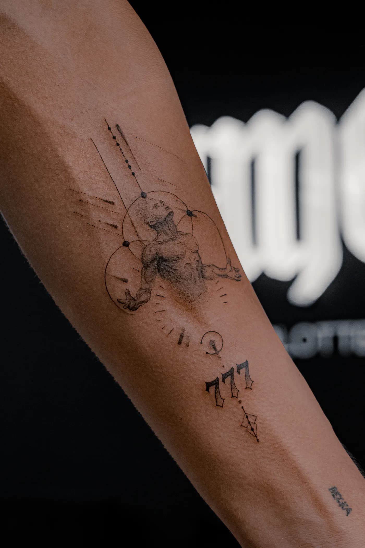 The full arm composition