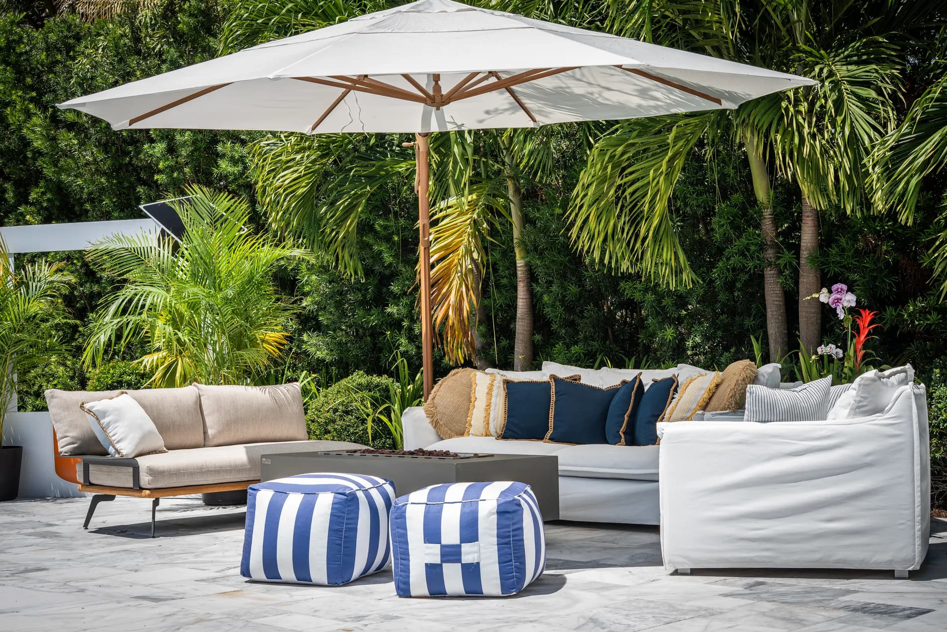 The shaded lounge seating in position